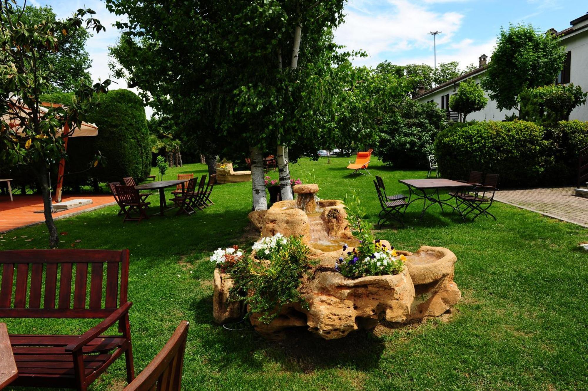 Il Carrettino Country Hotel Tortona Exterior foto